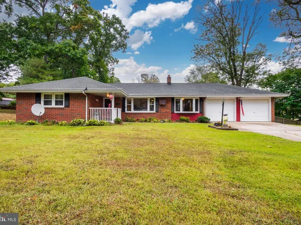 8 Dawson Dr, Bridgeton, NJ 08302