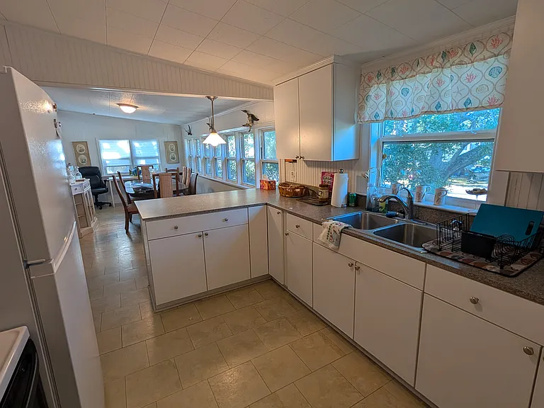 820 E Ashley Ave — Photo 24