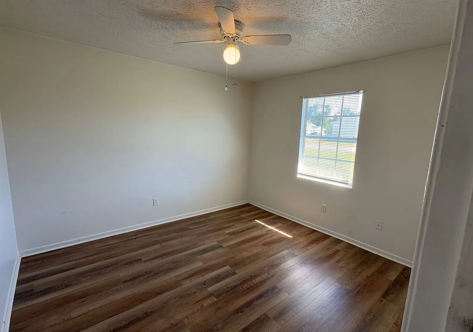 2814 Panama Ave. N #3 — Photo 4