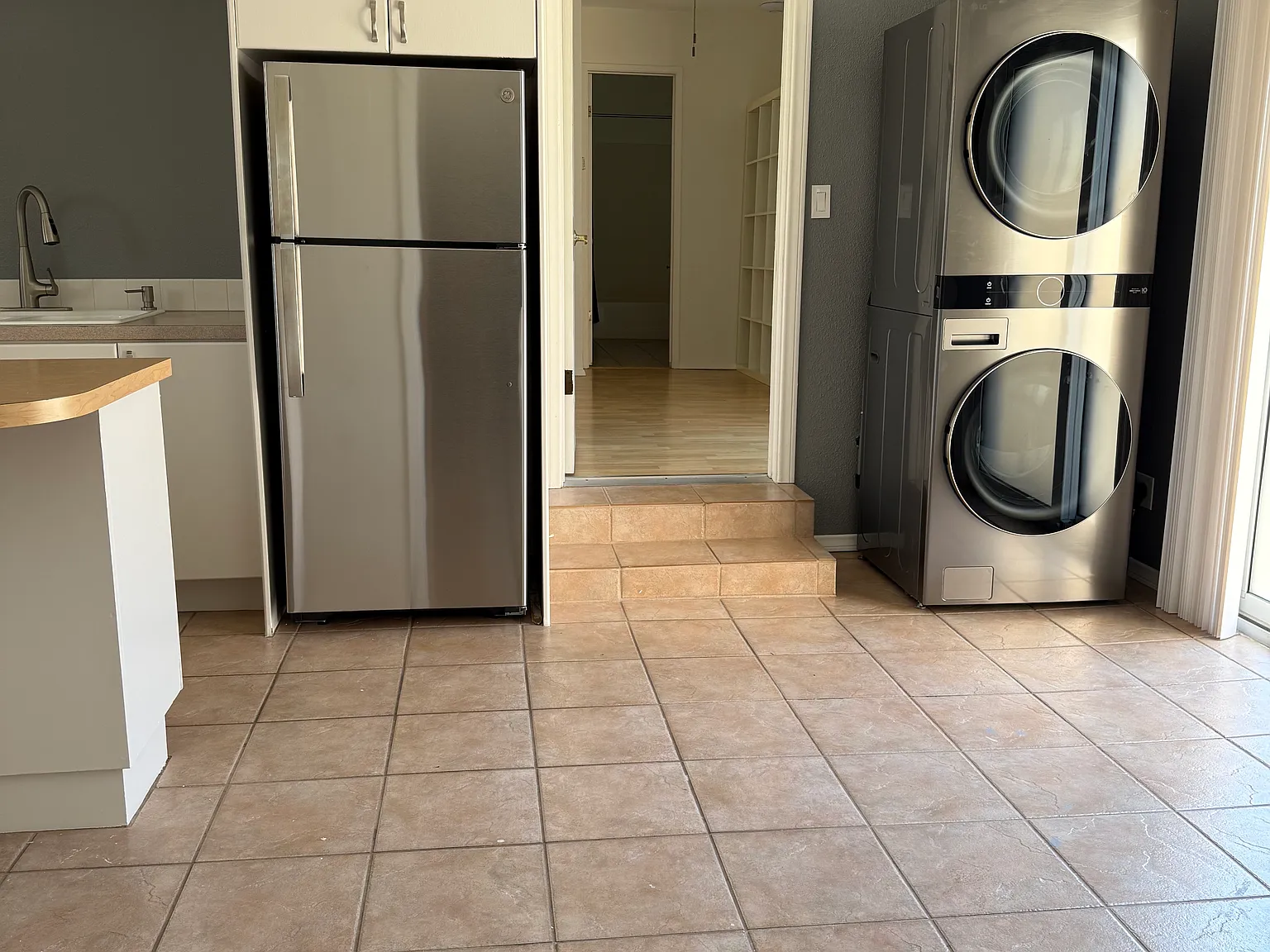1277 Beryl St — Photo 4