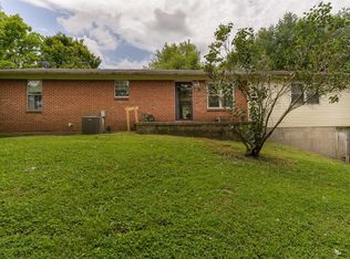 5189 Ironworks Rd, Winchester, KY 40391