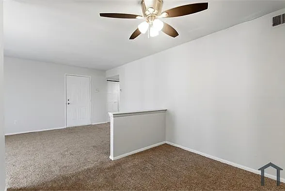 1 bed, $1,300 — Photo 3
