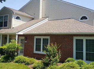 4020 Beacon Hill Dr, Holland, PA 18966
