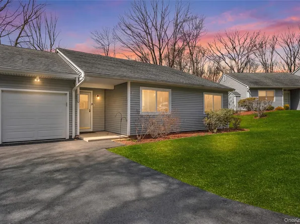 158 Carriage Court #B, Yorktown Heights, NY 10598