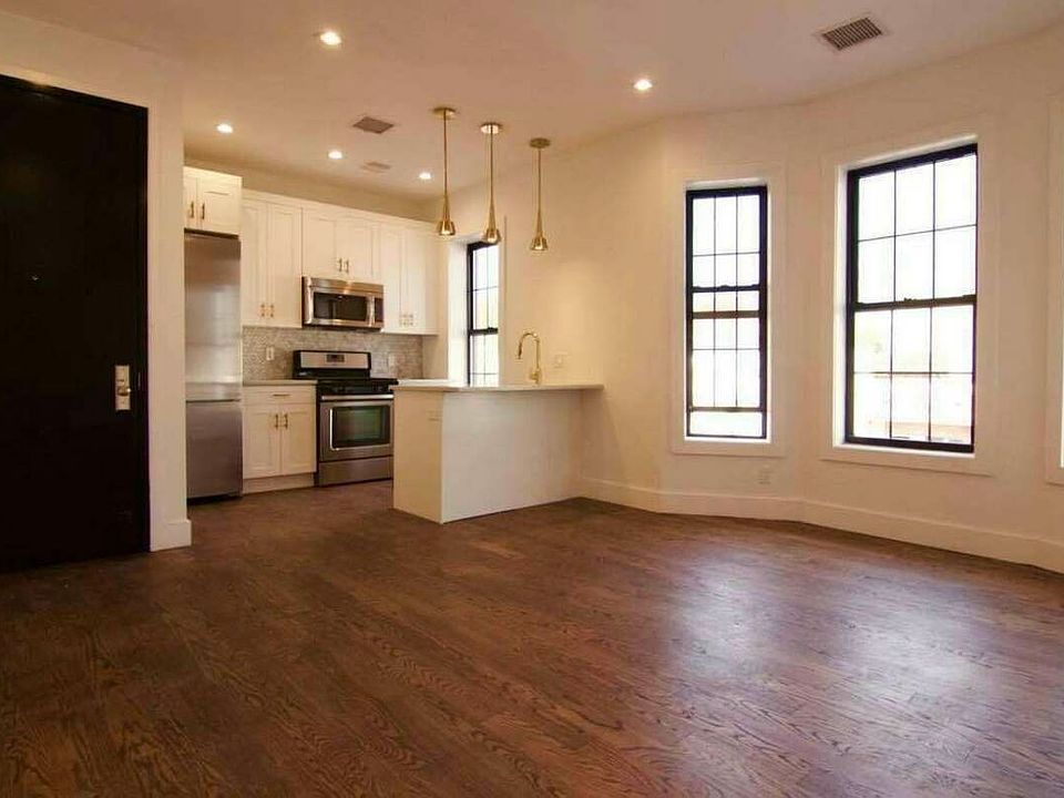 1st image of 852 Rogers Ave #2B