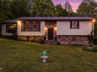 208 Remington Ct, Greeneville, TN 37743