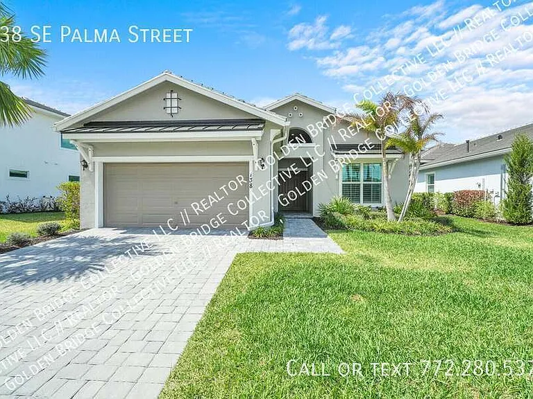 138 SE Palma St — Photo 16