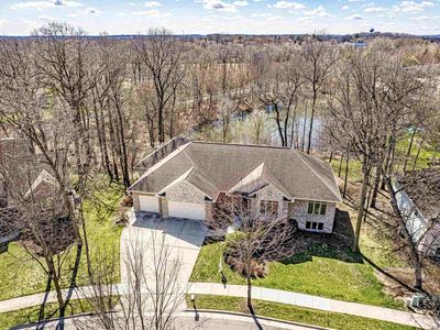 5912 OAK HOLLOW Drive, Mc Farland, WI, 53558