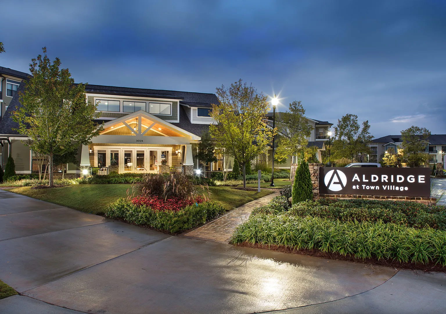 Aldridge at Town Village — Photo 1