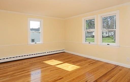 4th image of 47 Berkshire Ave