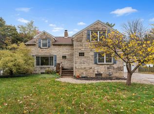 15008 Lakeshore Dr, Grand Haven, MI 49417