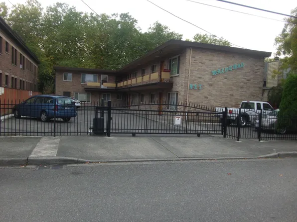 927 N 1st St #7, Renton, WA 98057