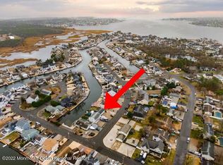 65 Topsail Rd, Brick, NJ 08723