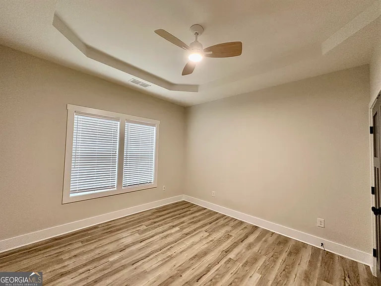 942 Parsons St SW — Photo 16
