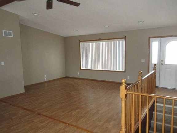 5th image of 15873 Svend Ln NW