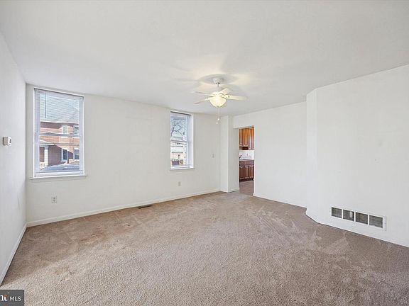 5th image of 405 Derstine Ave
