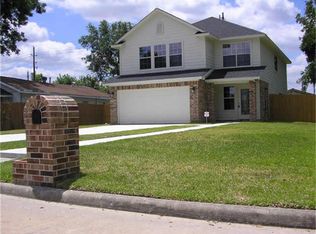 105 Eddy St, Humble, TX 77338