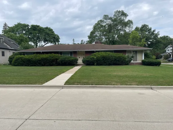 3900 Clausen Ave, Western Springs, IL 60558