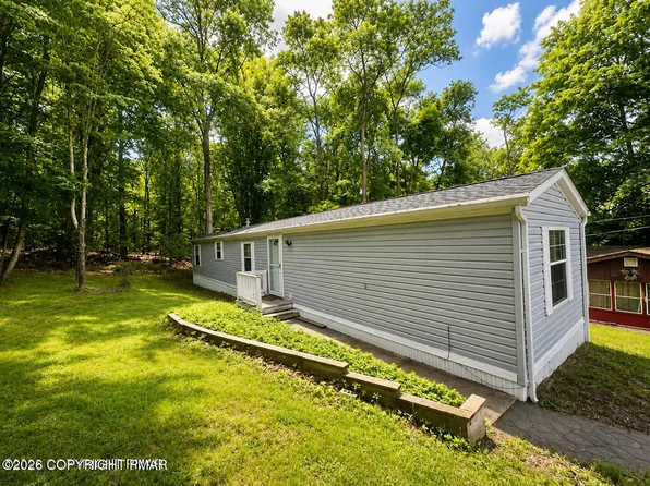 185 Bartion Ct #4, Bartonsville, PA 18321