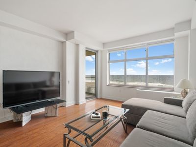 151 Beach 96th St APT 6B, Rockaway Beach, NY, 11693