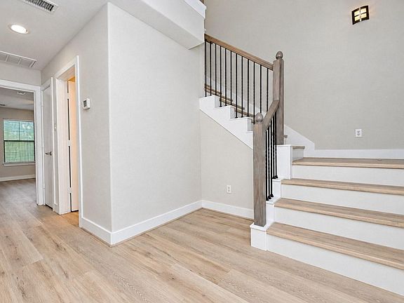 4th image of 3408 Saint Emanuel St