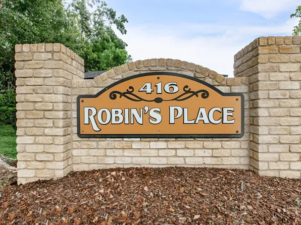 Robin's Place