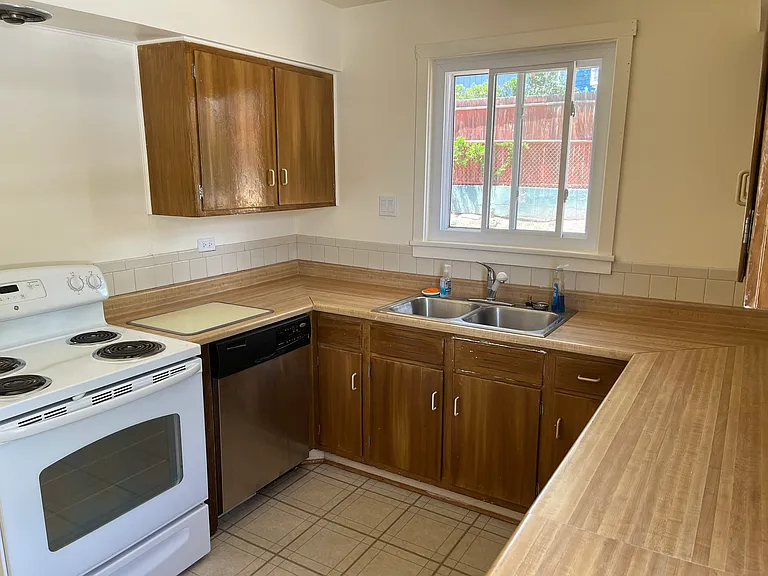 2301 North Rd #A — Photo 11