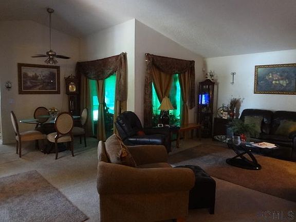 3rd image of 7 Blairton Ct