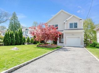 80 Gramatan Dr, Yonkers, NY 10701