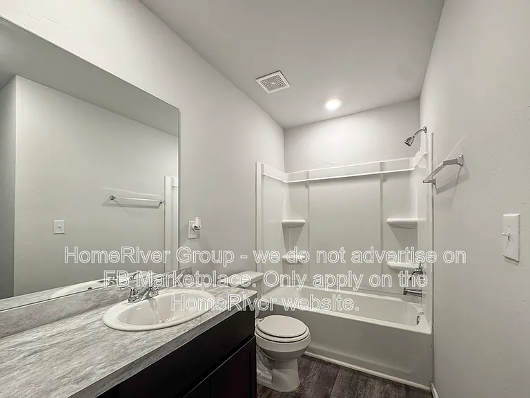 9613 Laredo Ln — Photo 8