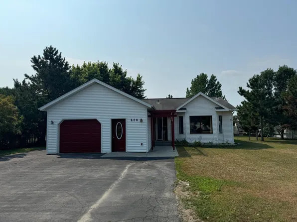 606 Lindy Dr, Park Rapids, MN 56470