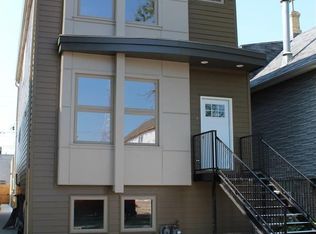 2429 W Fletcher St, Chicago, IL 60618