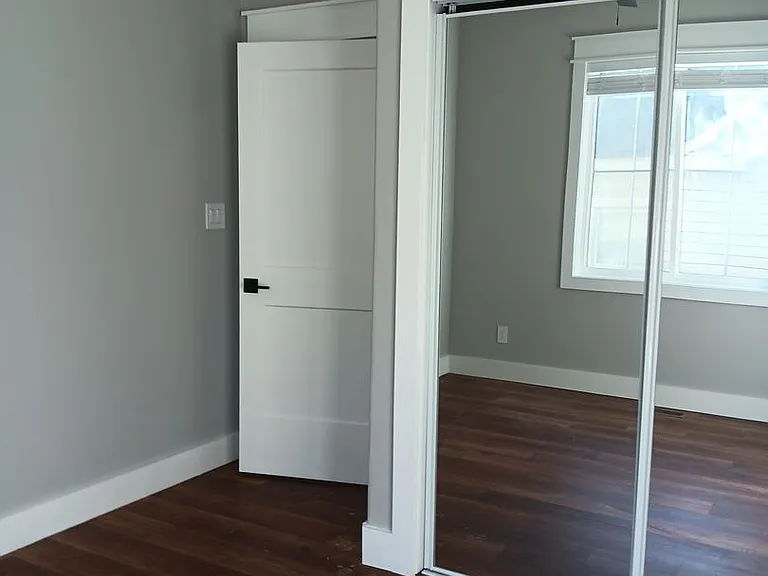 2230 Laurel Ave #3 — Photo 22