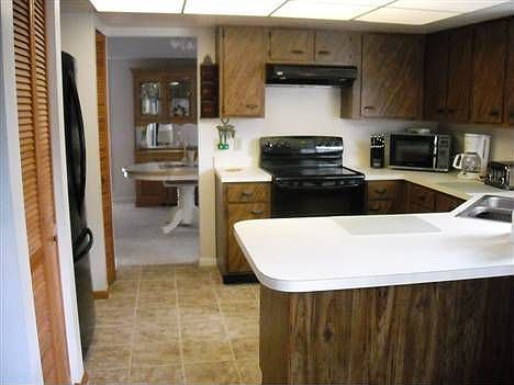 2nd image of 29 Pine Hurst Pl