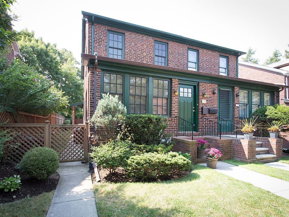 1st image of 7558 Kessel St