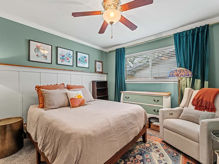 9854 Estate Ln — Photo 21