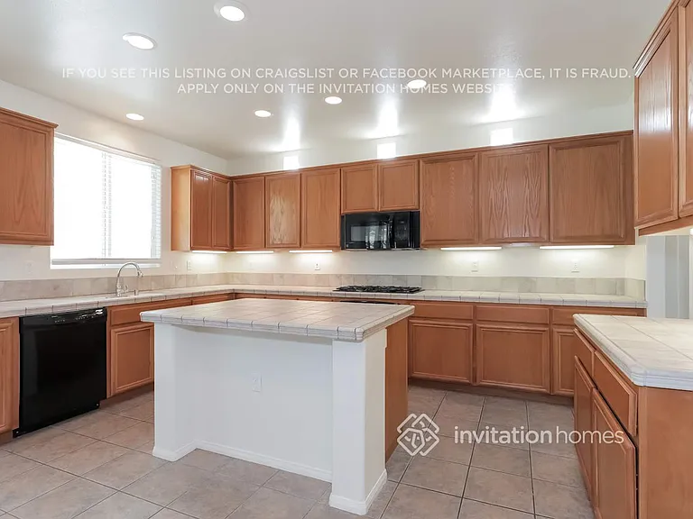 4808 W Avenue J4 — Photo 6