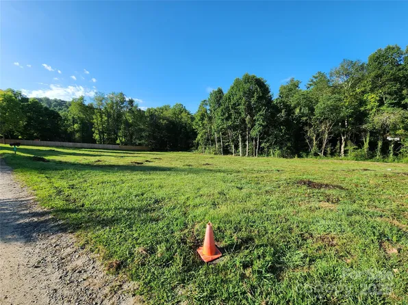 233 Edgewood Rd S #4, Asheville, NC 28803