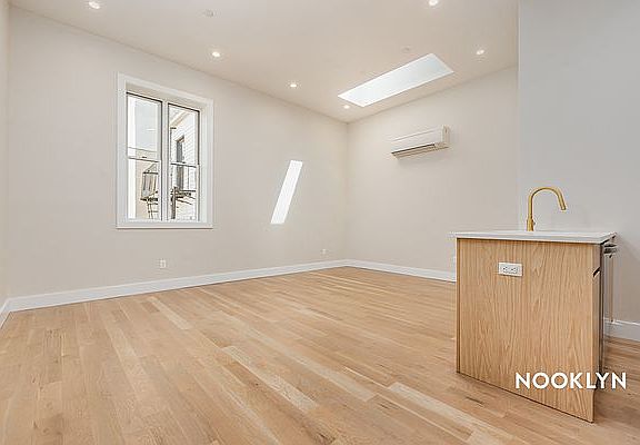 4th image of 284 Prospect Park W #5