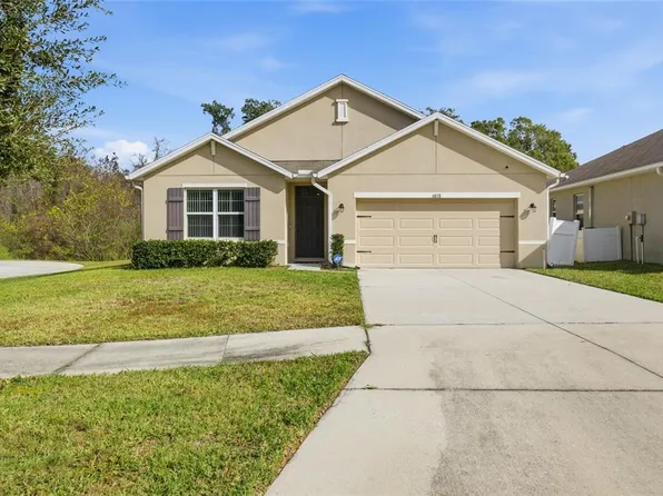 6878 Wagon Trail St, Zephyrhills, FL 33541