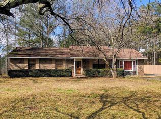 178 Dr Elliott Rd, Newnan, GA 30263