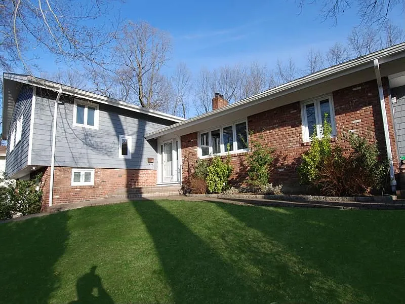4 Willa Way photo 1