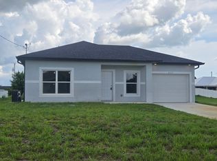 2517 29th St SW, Lehigh Acres, FL 33976