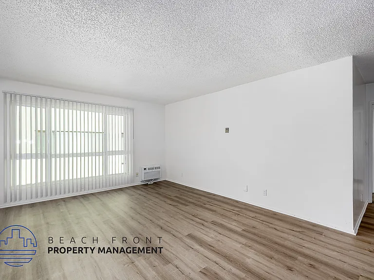 464 S. Berendo St. — Photo 6