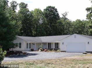 4056 Whiting Rd, Marshall, VA 20115