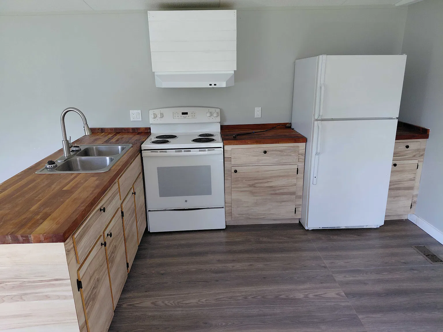 2 bed, $985 — Photo 3