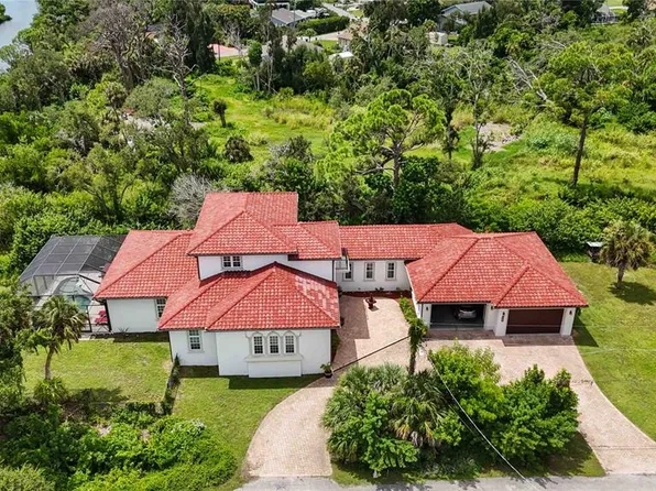 3674 Roslyn Rd, Venice, FL 34293