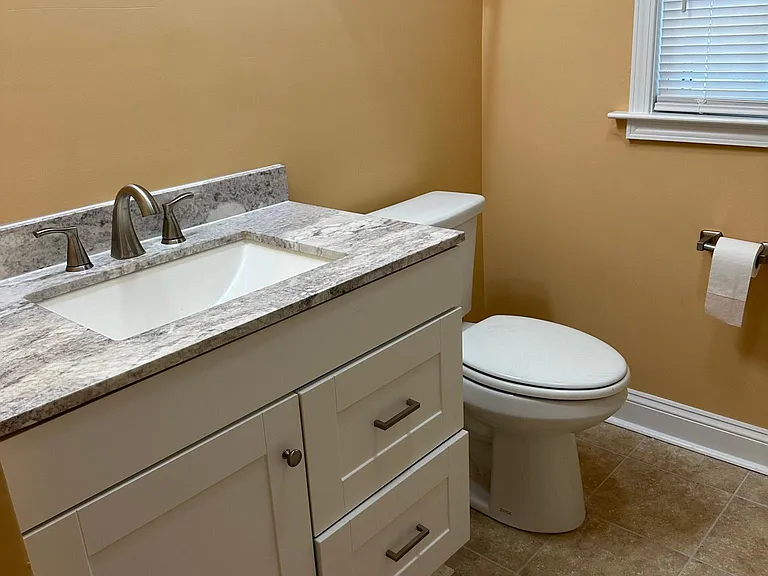 1 Pinecrest Ct #1B — Photo 11