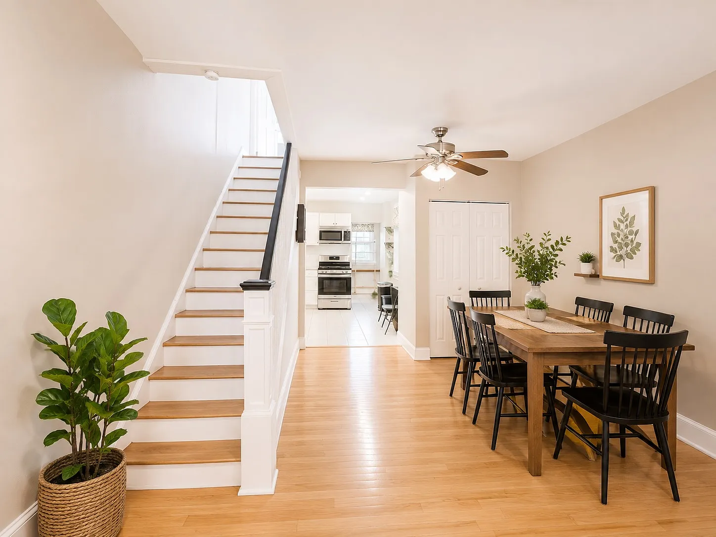4 bed, 1336 sqft, $2,800 — Photo 4