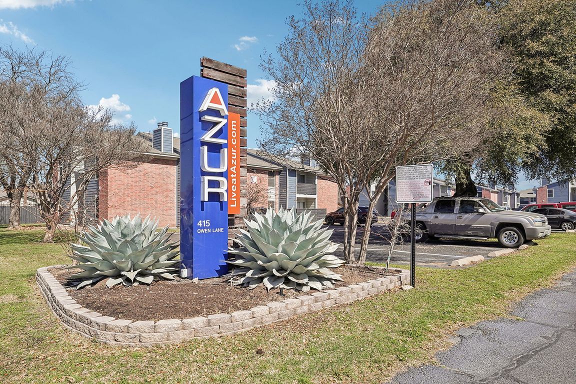 Azur Apartments, Waco, Texas
